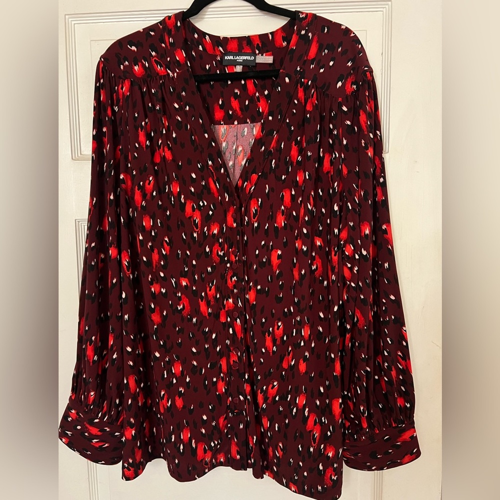 Karl Lagerfeld Paris Akiki button down knit top